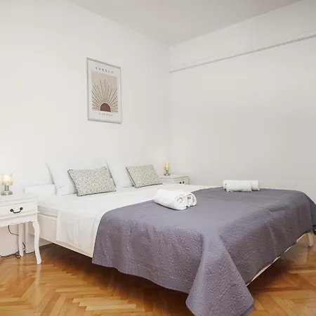 Apartman 9th Floor *