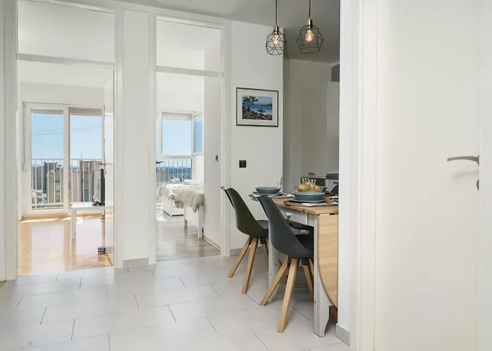 9th Floor Appartamento *